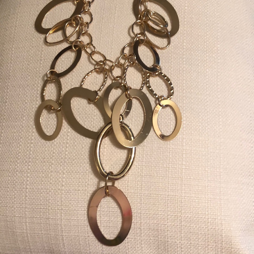 Necklace with earrrings